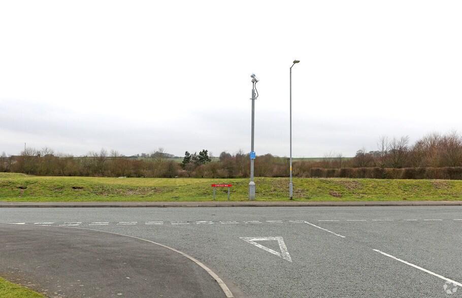 Lincoln Way, Louth for sale - Primary Photo - Image 1 of 1