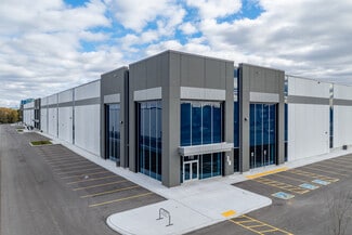 More details for 112 E Beaver Creek Rd, Richmond Hill, ON - Industrial to Rent