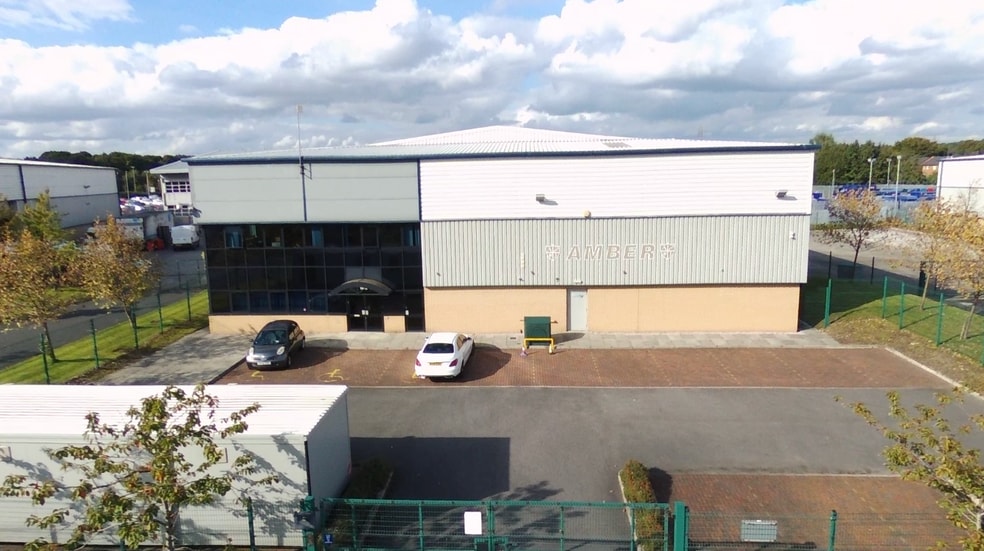 Canary Way, Manchester for sale - Primary Photo - Image 1 of 1