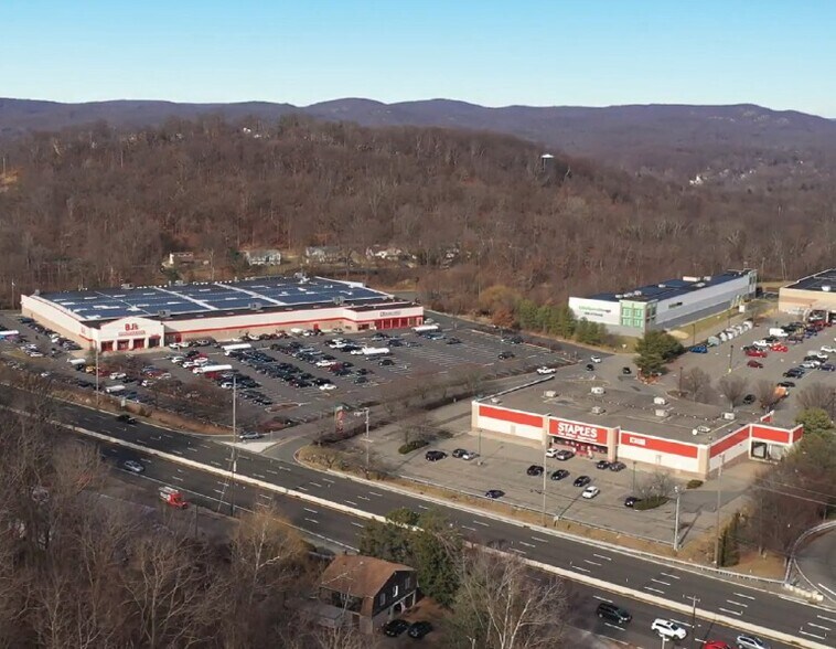 Riverdale Plaza Riverdale, NJ for Sale UK