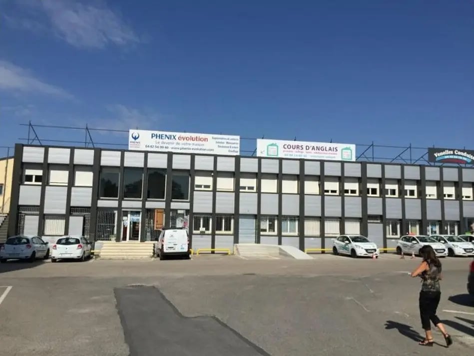 Location Commerce 40 m² - Photo 1