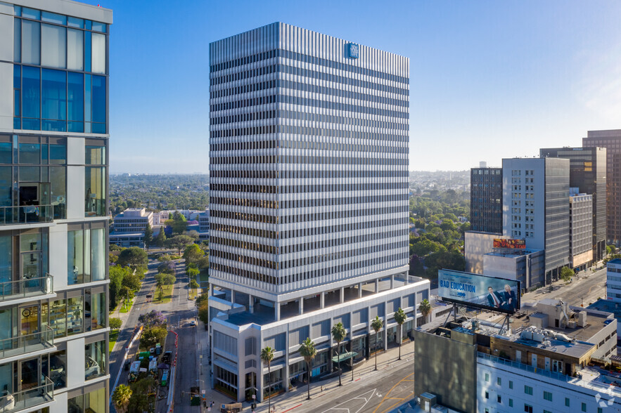 6300 Wilshire Blvd, Los Angeles, CA for rent - Building Photo - Image 2 of 7