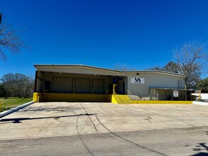 210 Gravel St, Seguin, TX for sale Building Photo- Image 2 of 48