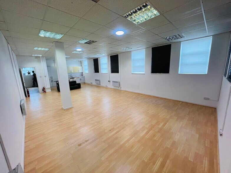 3-4 Wells Ter, London for sale - Building Photo - Image 1 of 1