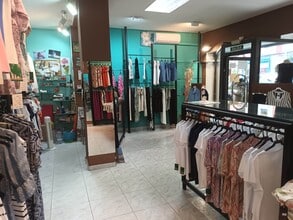 Retail in Madrid, Madrid to rent Interior Photo- Image 1 of 13