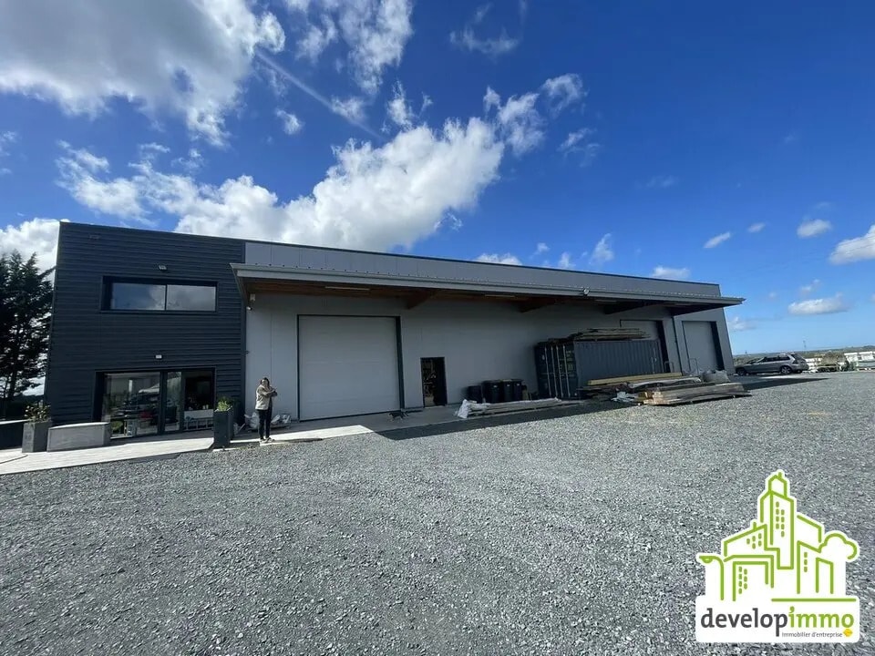 Vente Local d'activités 678 m² - Photo 1