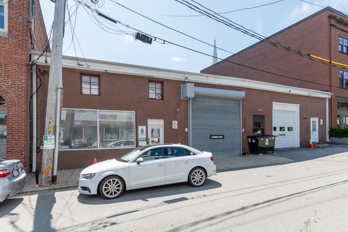 10-12 Park St, Winchester, MA to rent Building Photo- Image 1 of 23