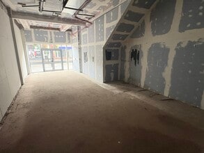 32-34 Boothferry Rd, Goole to rent Interior Photo- Image 1 of 2