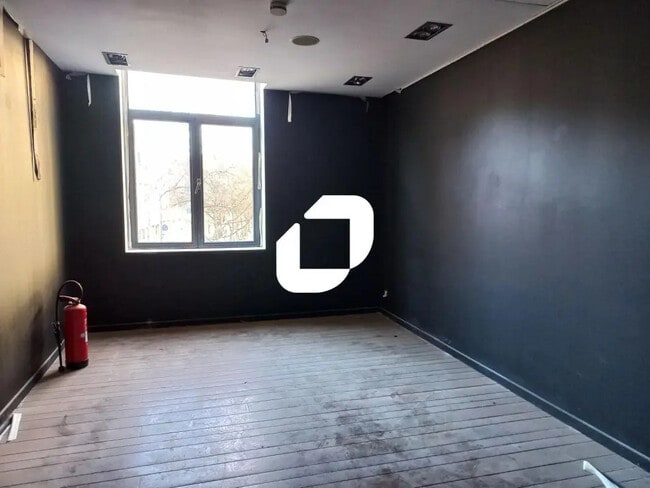 Location Commerce 200 m²