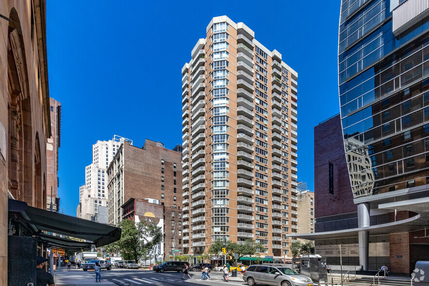 46-50 Lexington Ave, New York, NY for sale - Primary Photo - Image 1 of 1