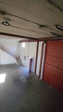 Industrial in Sant Feliu de Llobregat, Barcelona to rent - Commercial Listing Video 