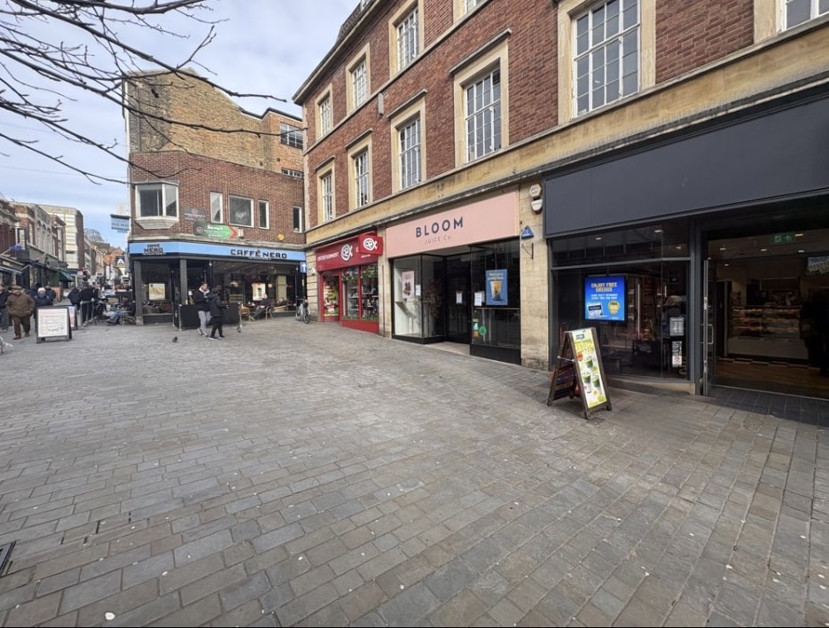 1-8 St Peter At Arches, Lincoln to rent Building Photo- Image 1 of 4