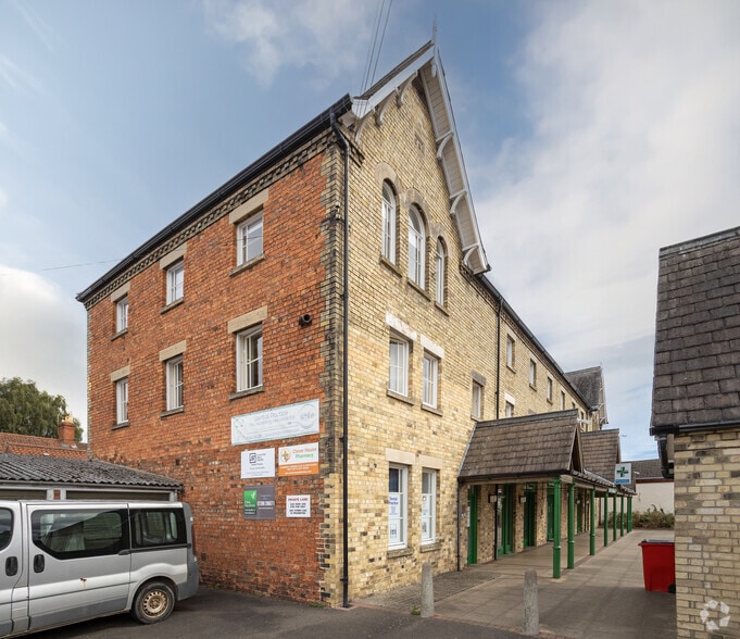 Boston Rd, Sleaford to rent - Building Photo - Image 2 of 5