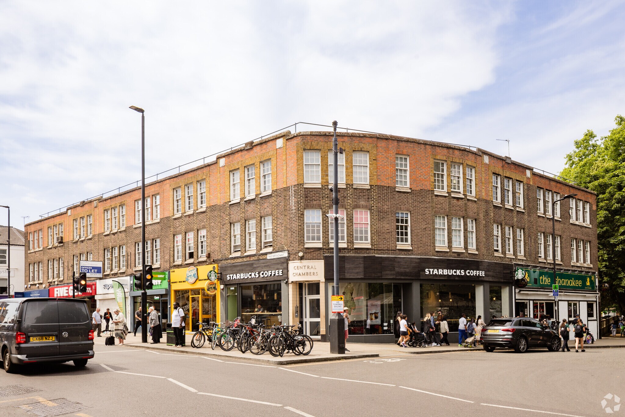 The Broadway, London to rent Building Photo- Image 1 of 6