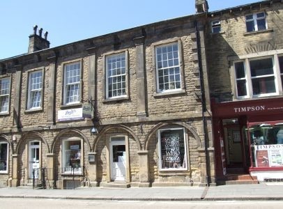 74 High St, Skipton to rent - Building Photo - Image 2 of 16
