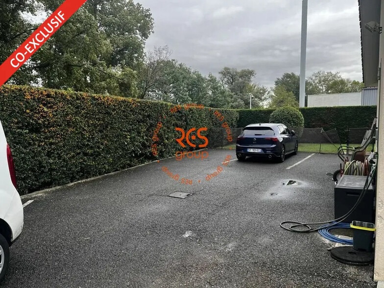 Office / Retail in Le Bouscat to rent - Building Photo - Image 3 of 10