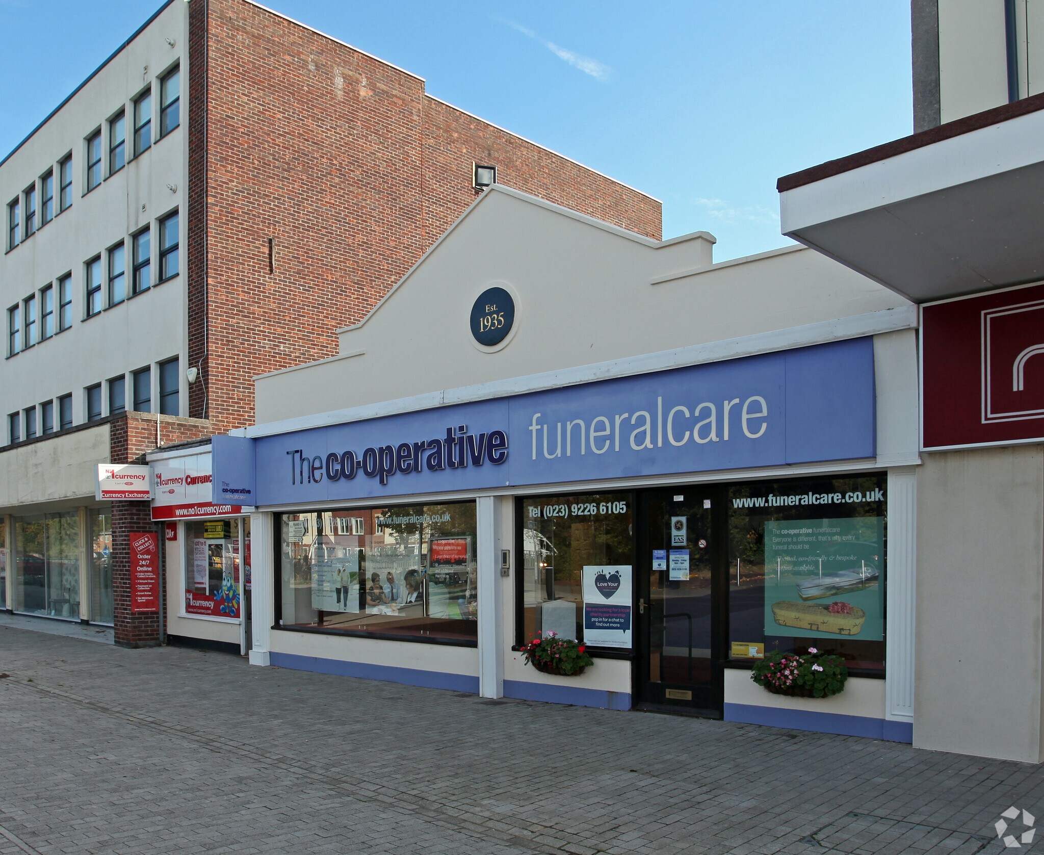 320 London Rd, Waterlooville for sale Primary Photo- Image 1 of 1