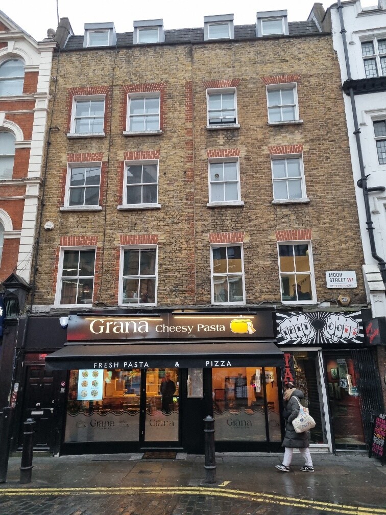 10-11 Moor St, London to rent Building Photo- Image 1 of 3