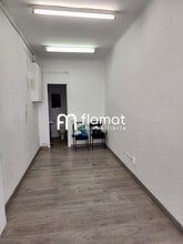 Retail in Barcelona, Barcelona to rent Interior Photo- Image 2 of 6
