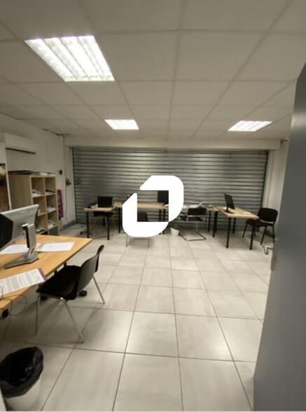 Light Industrial in Noisy-le-Sec to rent - Interior Photo - Image 3 of 8