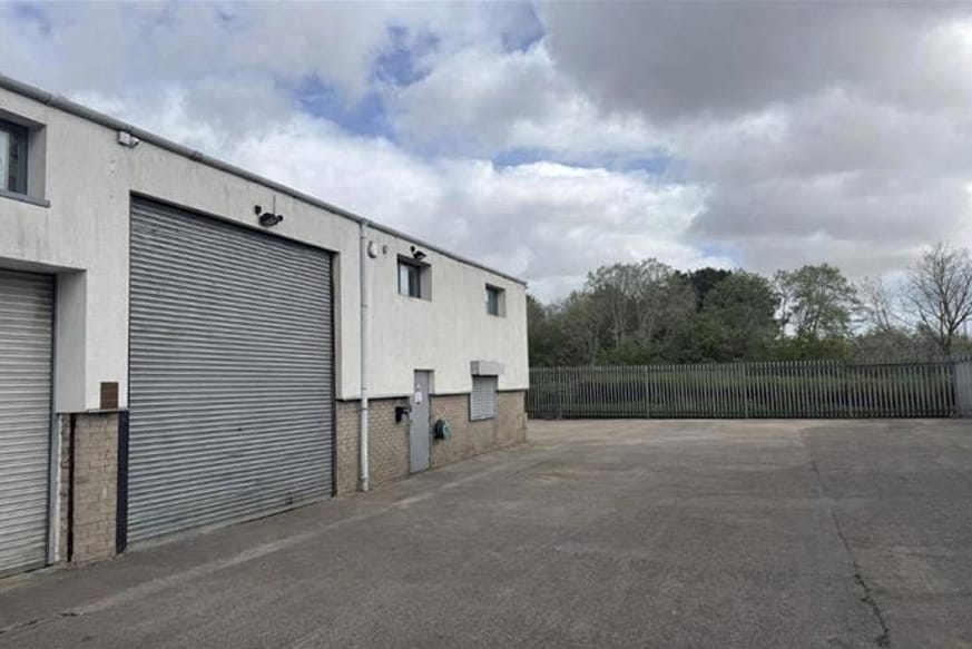 Rhymney River Bridge Rd, Cardiff to rent - Building Photo - Image 2 of 3
