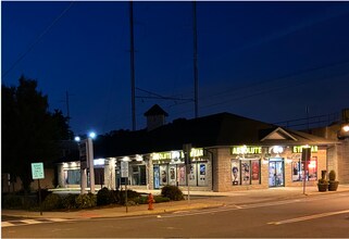 42 Main St, Woodbridge, NJ for rent Building Photo- Image 1 of 3