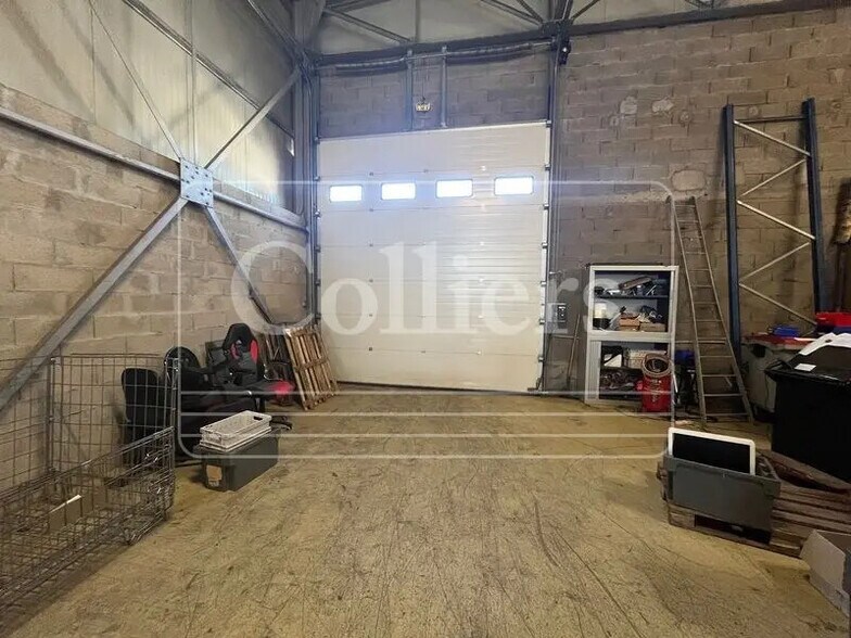 Office in Vitrolles to rent - Building Photo - Image 3 of 10