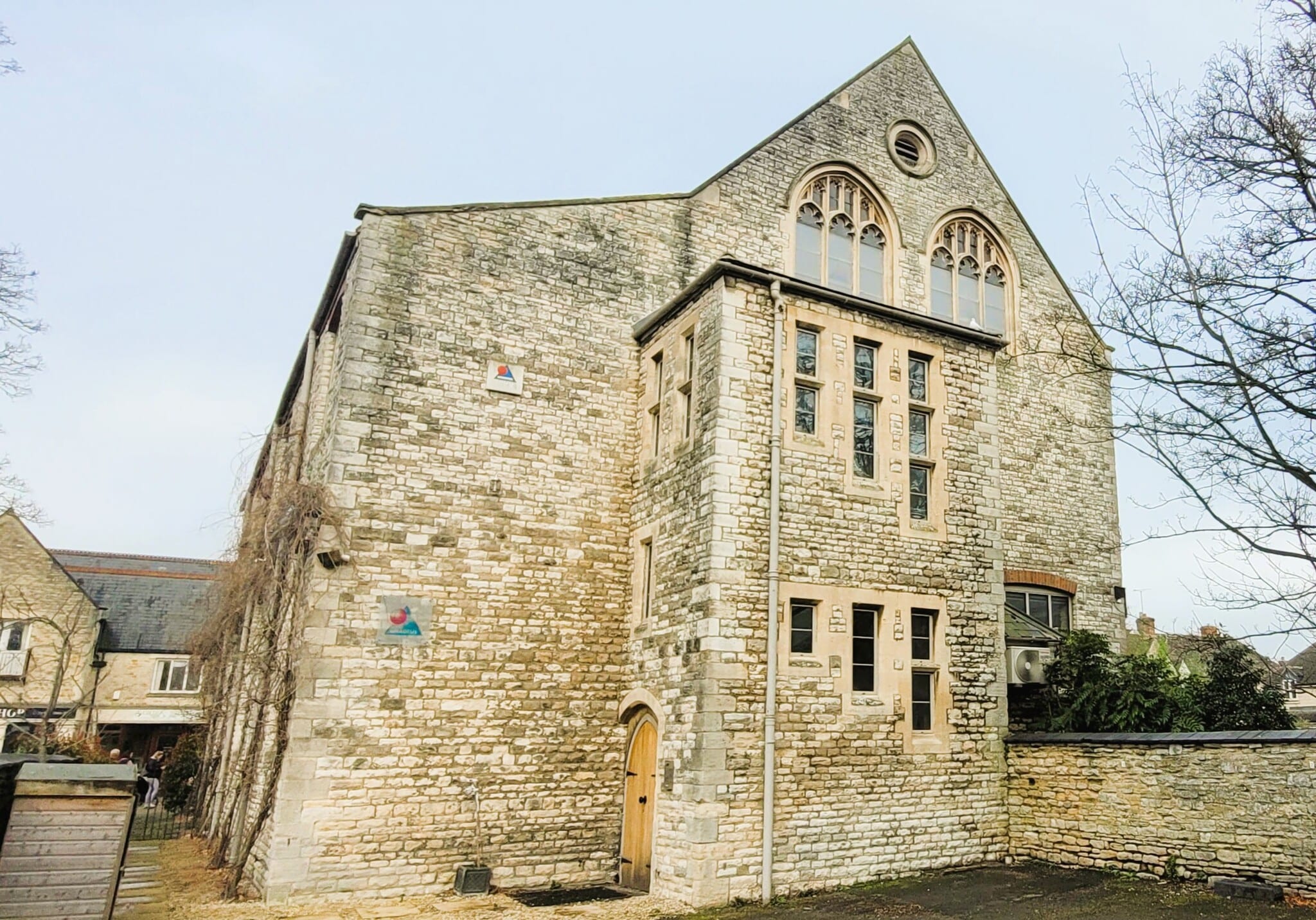 11 High St, Witney to rent Building Photo- Image 1 of 17