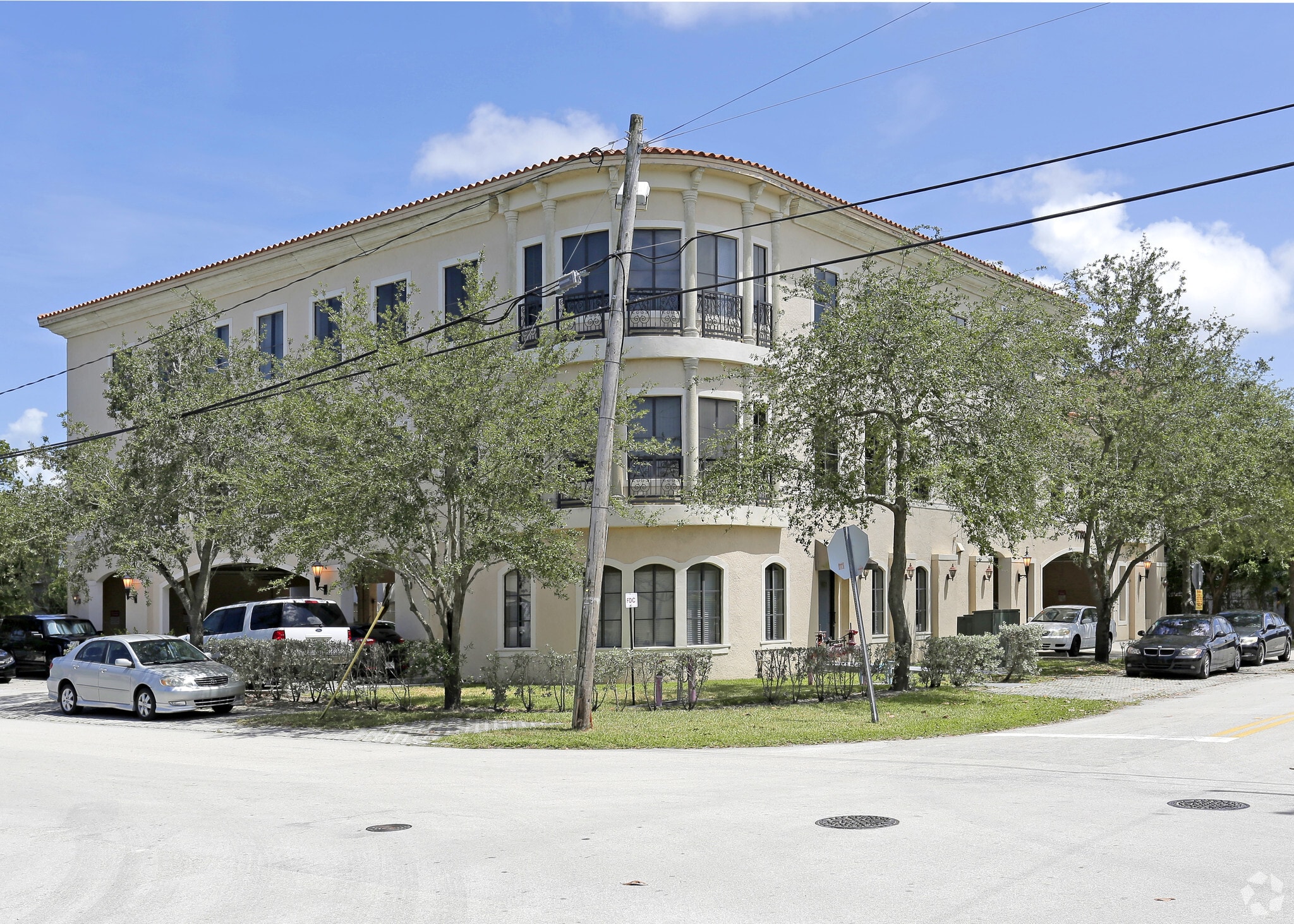 9780 E Indigo St, Palmetto Bay, FL for sale Primary Photo- Image 1 of 1