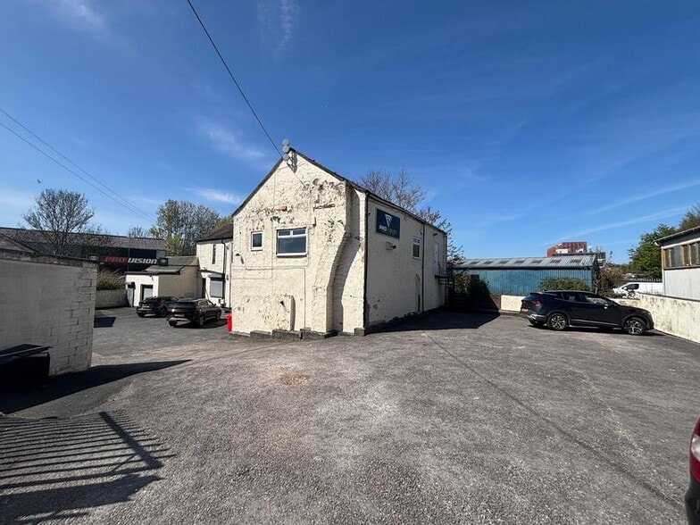Lytton St, Stoke On Trent to rent - Building Photo - Image 2 of 22