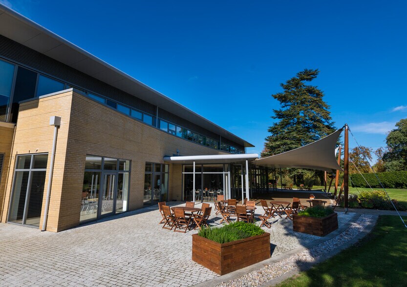 Chesterford Research Park, Little Chesterford, Little Chesterford to rent - Building Photo - Image 3 of 4