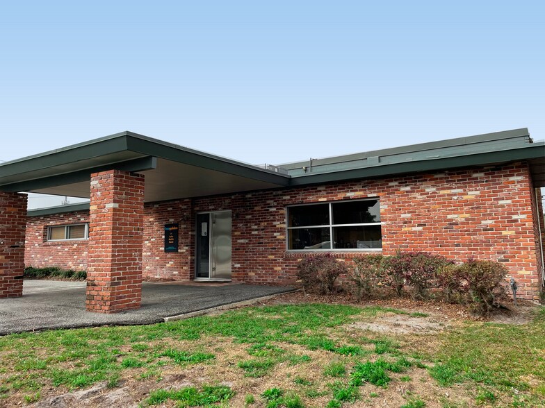 11 Lake Gatlin Rd, Orlando 32806 UK