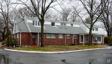 2907 Post Rd, Warwick, RI for sale Primary Photo- Image 1 of 1