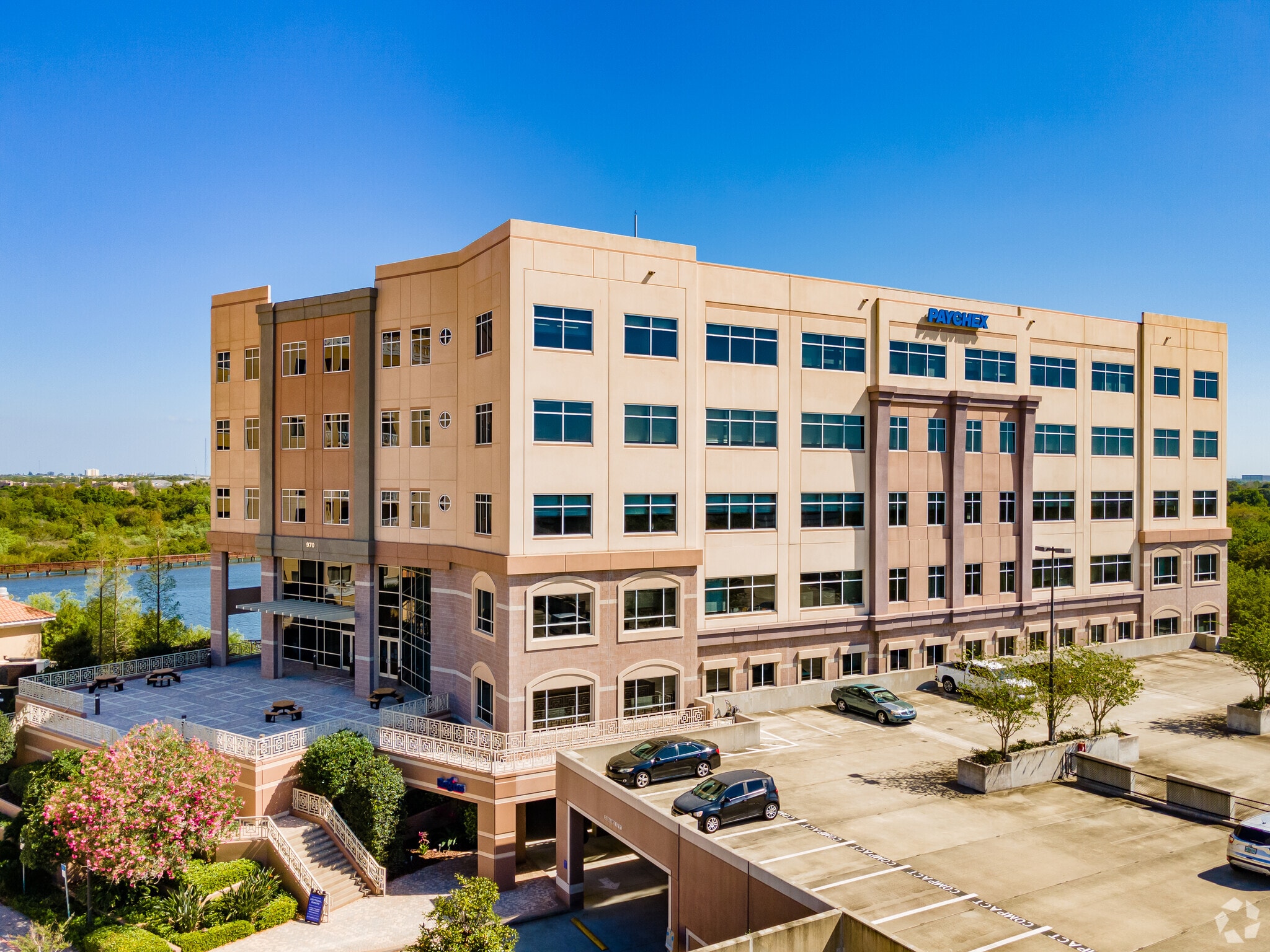 970 Lake Carillon Dr, Saint Petersburg, FL for sale Primary Photo- Image 1 of 1