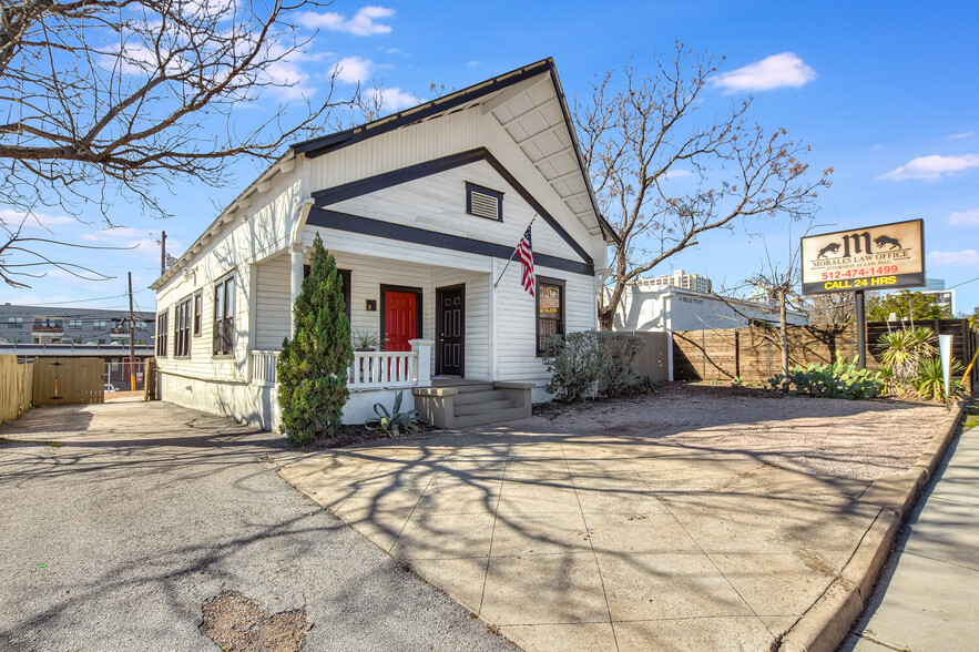 1007 E 7th St, Austin, TX for rent - Building Photo - Image 1 of 20