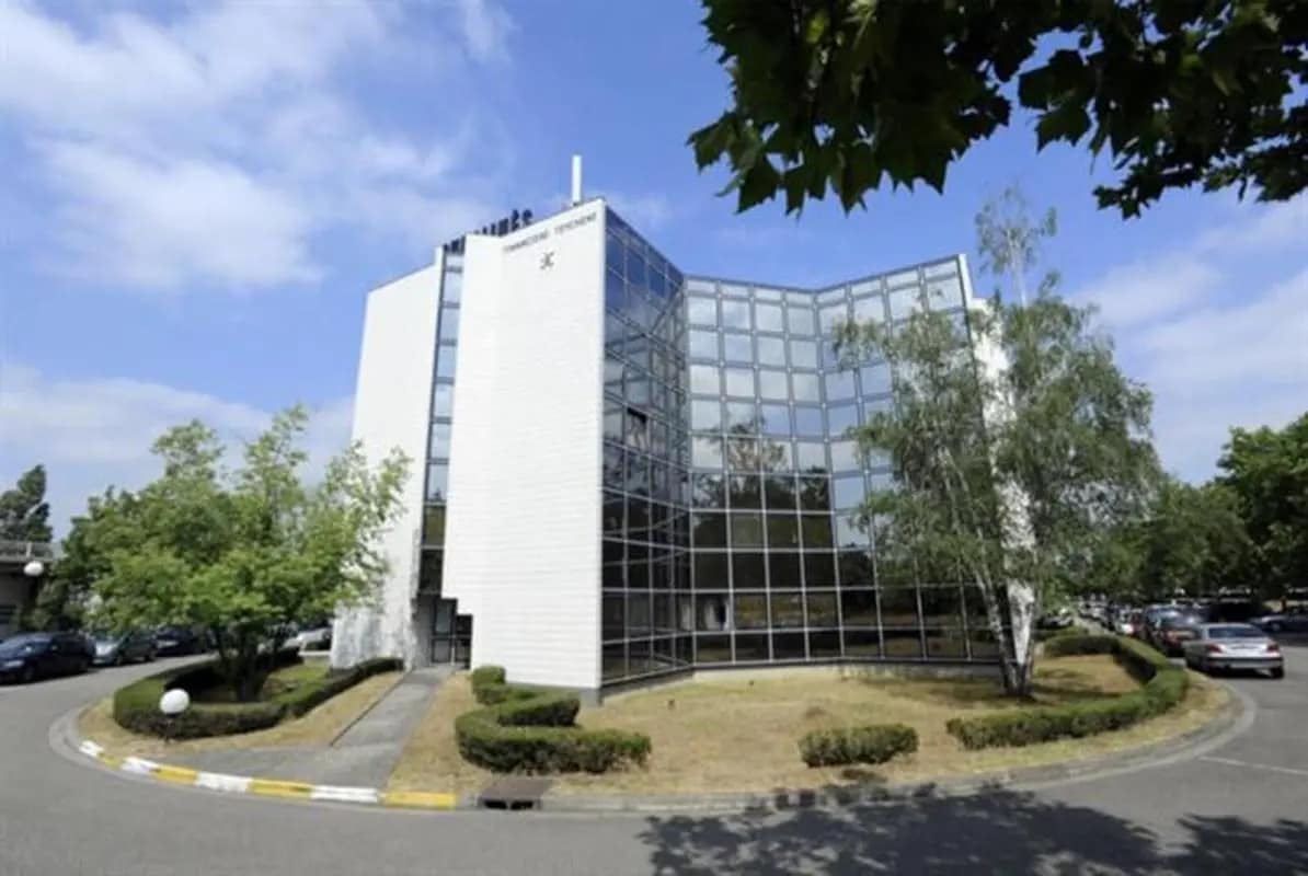 2 Ter Rue Marcel Doret, Blagnac to rent Building Photo- Image 1 of 13