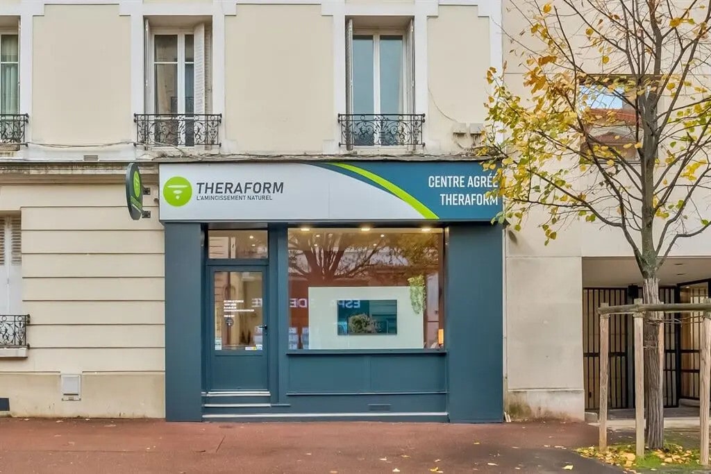 Location Commerce 60 m² - Photo 1