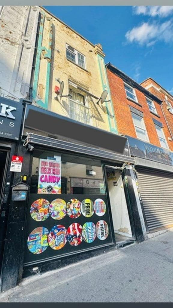 More details for 218 Wolverhampton St, Dudley - Retail to Rent