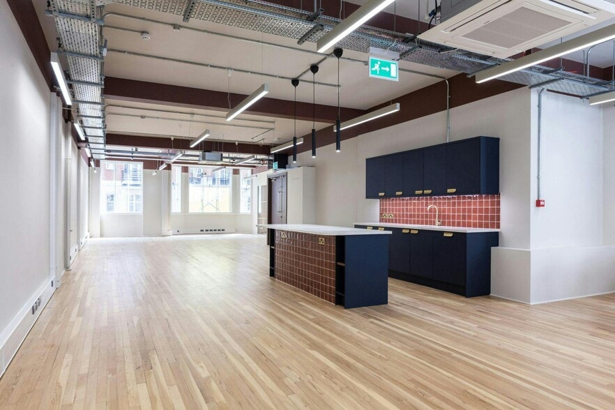 15-16 Margaret St, London to rent - Interior Photo - Image 1 of 34