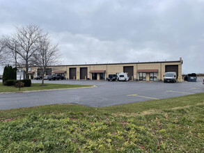 760 Heartland Dr, Sugar Grove, IL for rent Building Photo- Image 1 of 1