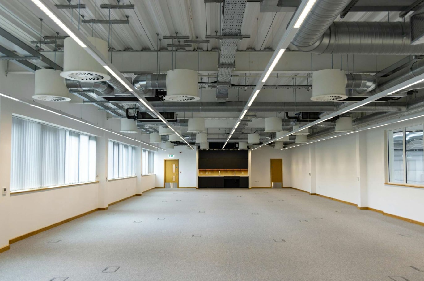 8A West Stone, Droitwich to rent Interior Photo- Image 1 of 3