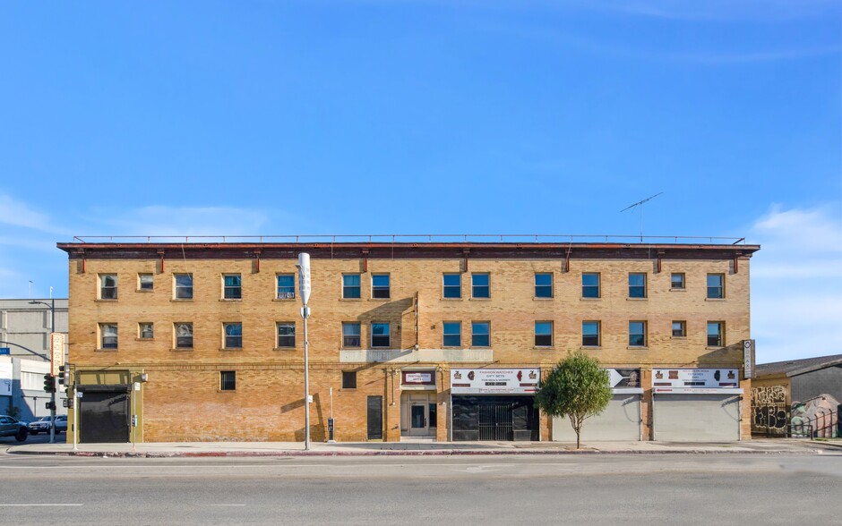 160-166 W Pico Blvd, Los Angeles, CA for sale - Building Photo - Image 2 of 57