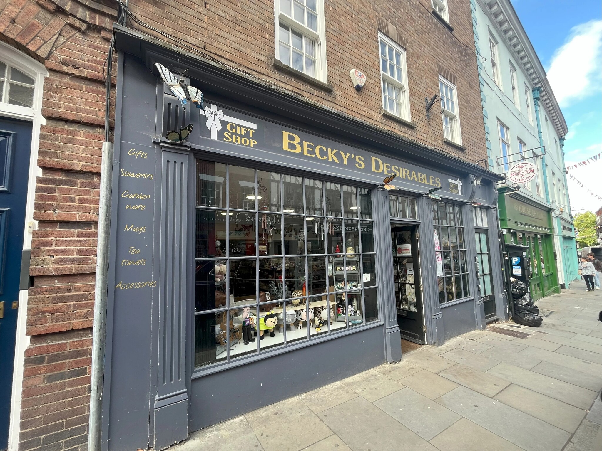 19 Mardol, Shrewsbury to rent Building Photo- Image 1 of 3