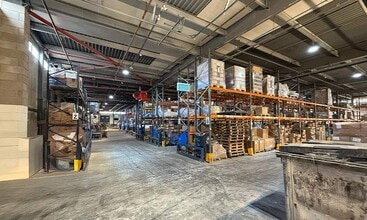 Aragon Ct, Runcorn to rent Interior Photo- Image 2 of 4