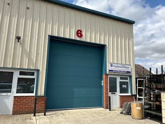 65-67 Bath Rd, Thatcham to rent Building Photo- Image 1 of 2