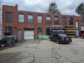 291 River St, Haverhill, MA to rent Building Photo- Image 1 of 5