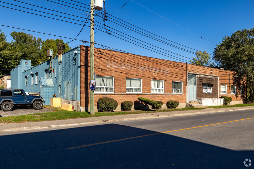 55 Av Milton, Lachine, QC for sale - Primary Photo - Image 1 of 4