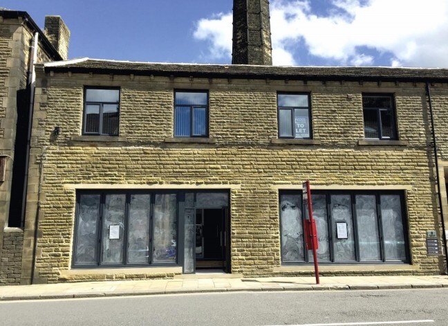 8 Britannia Rd, Slaithwaite for sale Primary Photo- Image 1 of 1