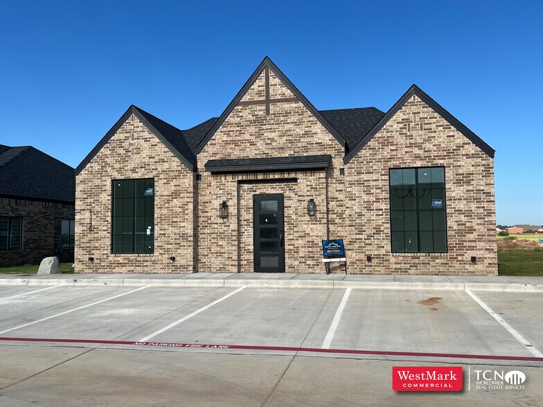 13920 Indiana Ave, Lubbock, TX for sale - Building Photo - Image 1 of 7