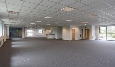 Calvin St, Bolton to rent Interior Photo- Image 2 of 3